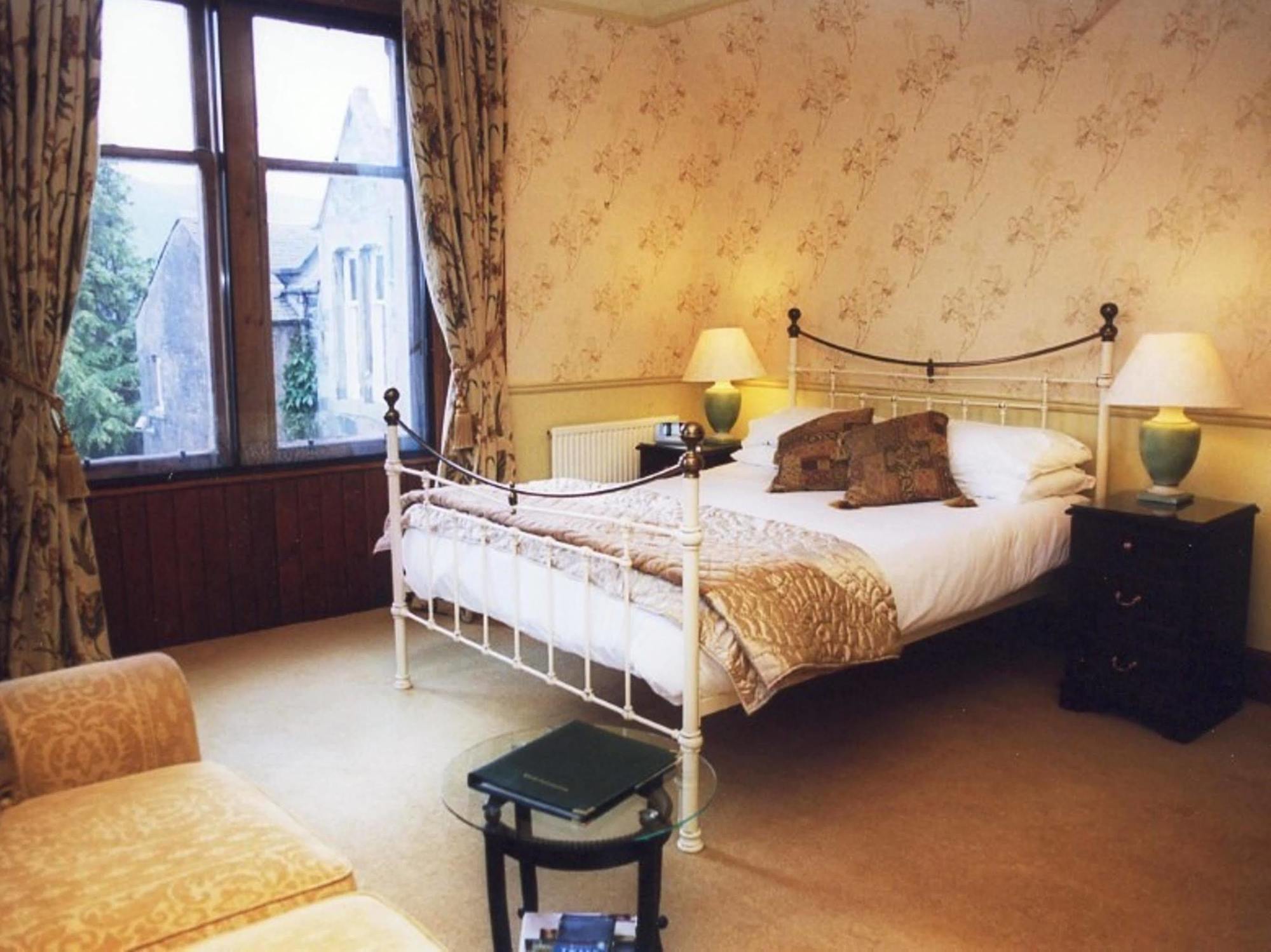 Caddon View Country Guest House Innerleithen Bagian luar foto